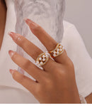 Liora moda 316l anéis de aço inoxidável para mulheres imitação pérola strass redondo anéis femininos na moda jóias à prova dwaterproof água
